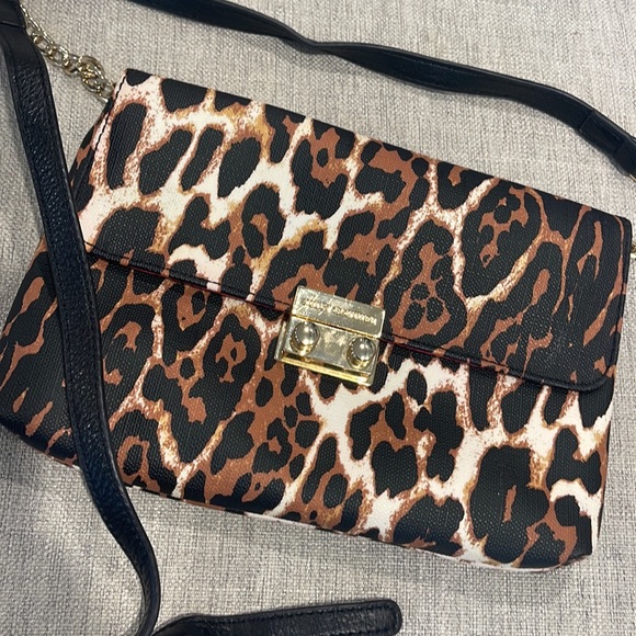Juicy Couture - Leopard Print Crossbody - Picture 2 of 4
